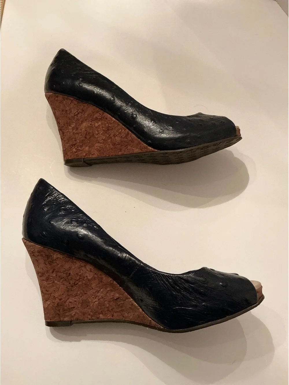 Lilly Pulitzer women’s navy peeptoe wedge heels size 6
